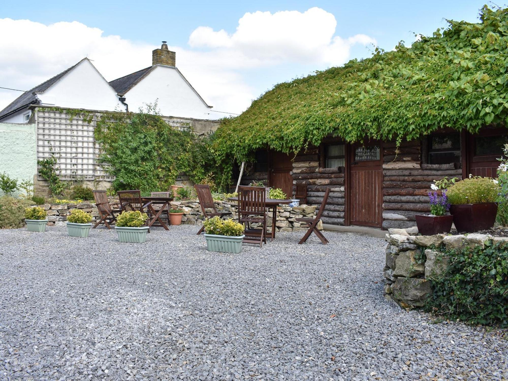 Foal Barn Cottages - Hayloft - Spennithorne Мидлхем Экстерьер фото